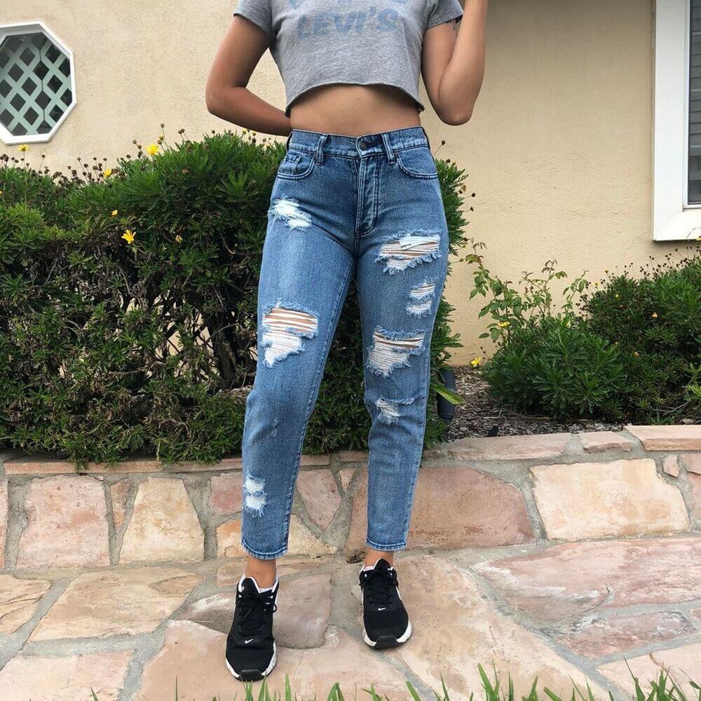 Brandy Melville Highwaisted Jeans ✨